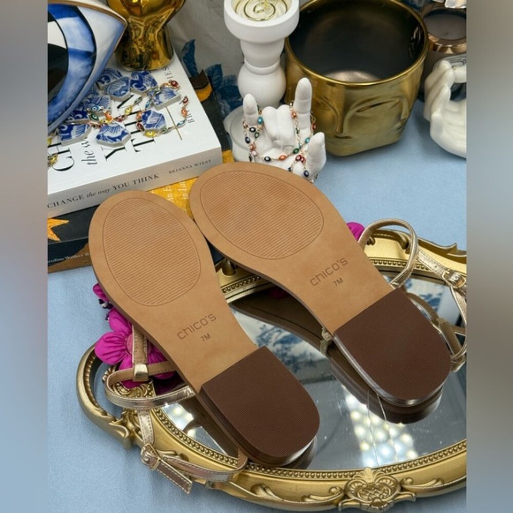 🆕 CHICO'S 🧿 NWOB Sunset Flower Sandal, Pink Hand Beaded Flower Detail - Sz 7US - Picture 12 of 13